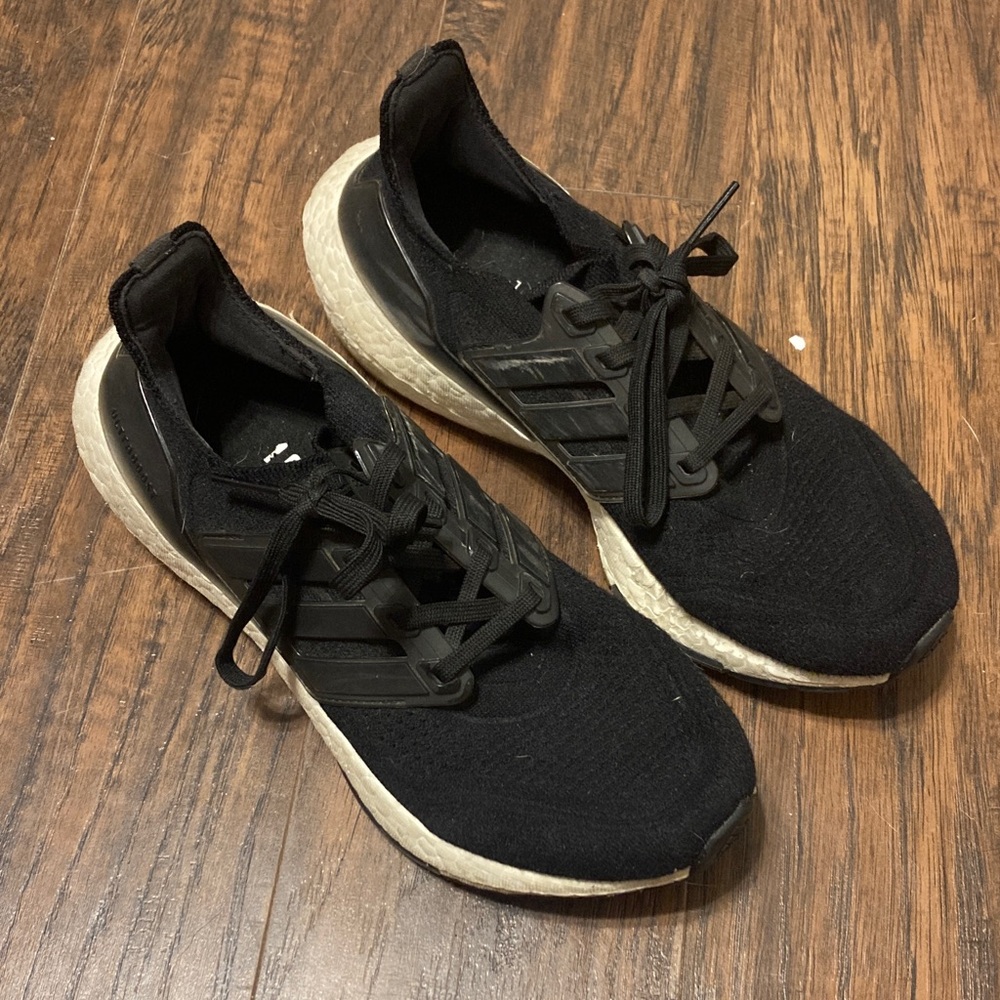 Adidas Women’s Black and White Sneakers